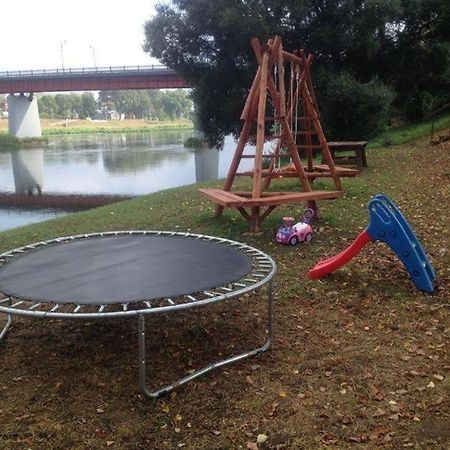 Hotel Pirtis Prie Neries Janów Zewnętrze zdjęcie
